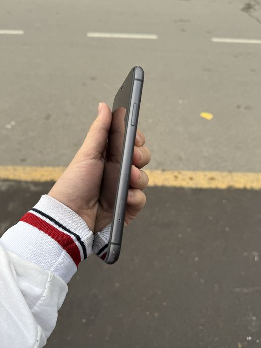 Iphone 11 64GB xolat narmalni