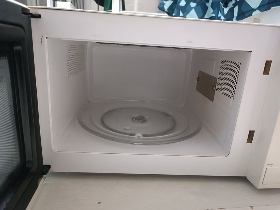 Микровълнова фурна Самсунг