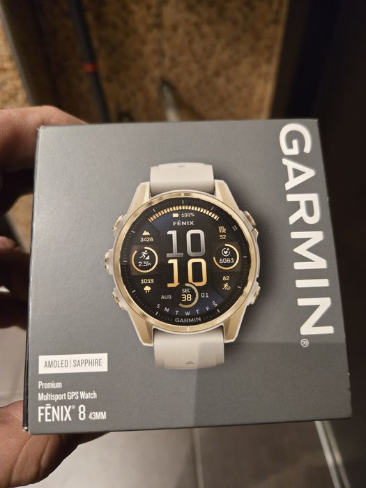 Garmin Fenix8 43 mm Amoled златен