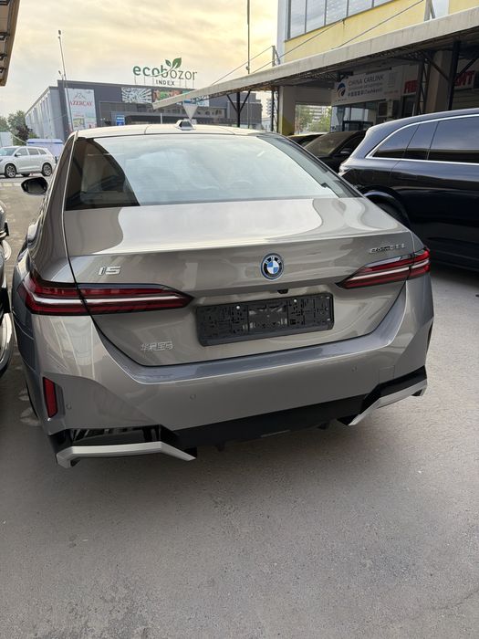 BMW i5 2025 — 3