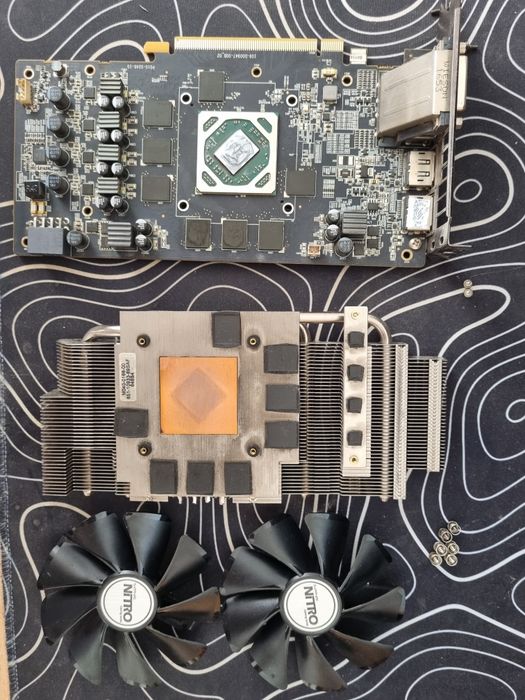 Ryzen 5 PRO 1500  Rx 480 8gb 32 gb ram Ddr4