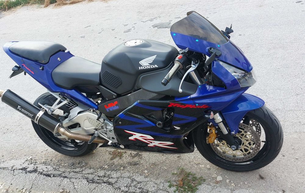 Honda cbr 1000 rr Напълно обслужен