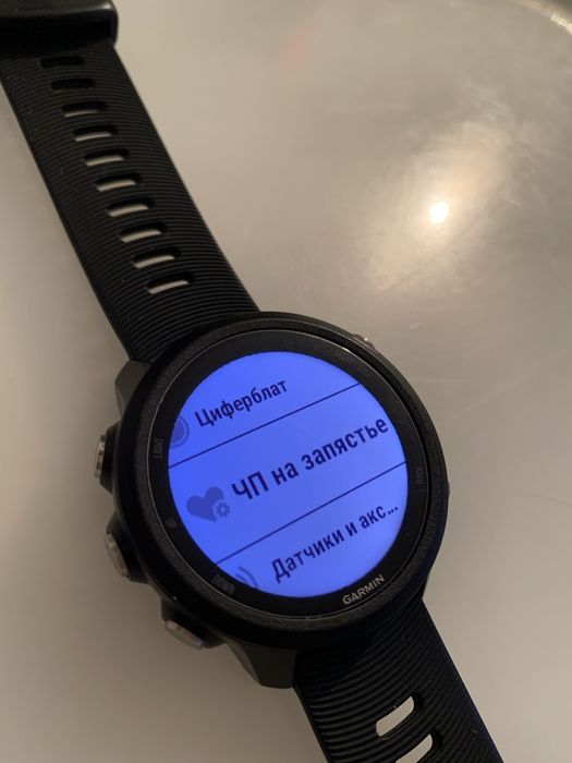 Garmin Forerunner 245. беговые смарт-часы