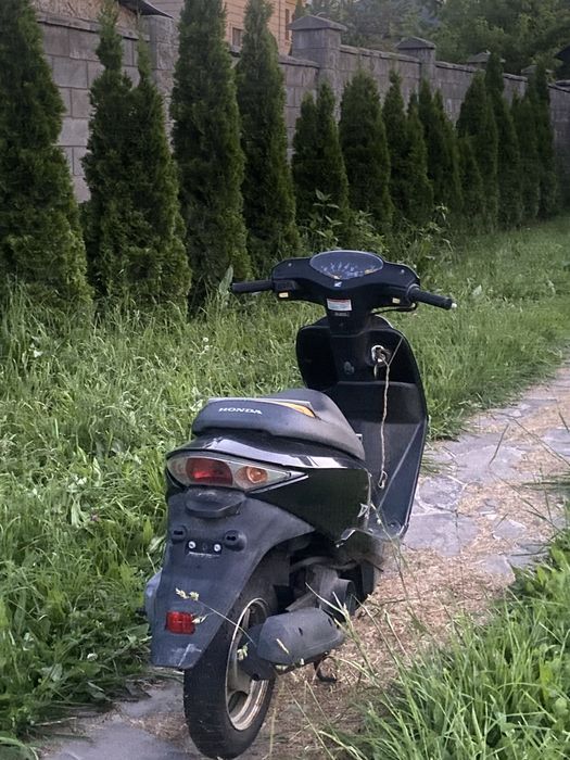 Продам мопед honda dio