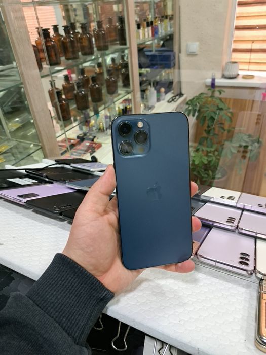 Iphone 12Pro max xotirasi 256GB 72%