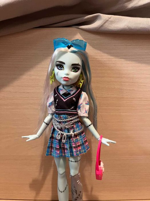 Кукла монстър хай monster high
