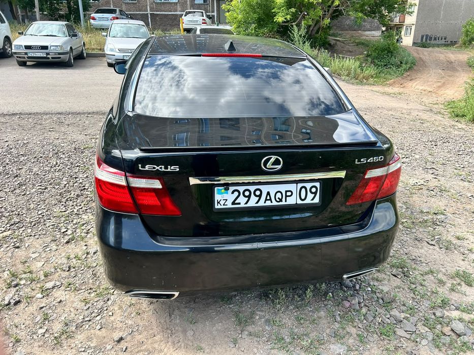 Продам автомобиль Lexus RX 460
