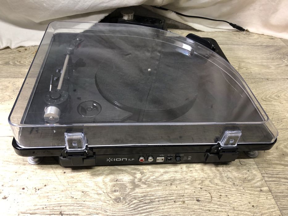 Грамофон  работещ