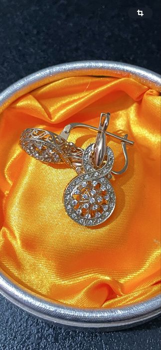 Золотые серьги.Золото 585