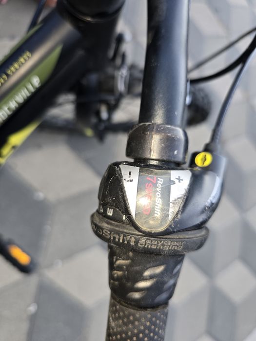 Vând bicicletă pentru copii