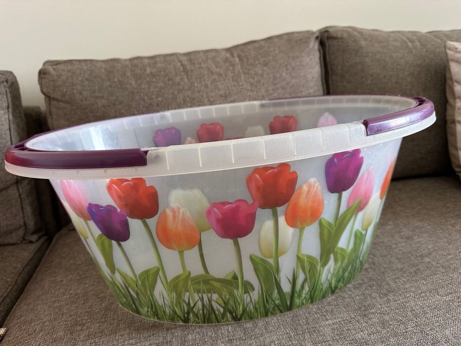 Пластиковая корзина