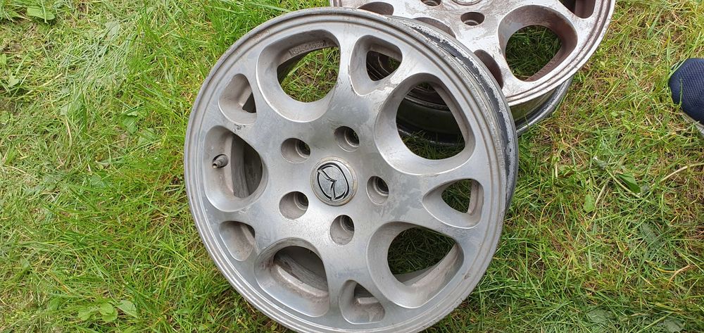 Джанди за Mazda Primacy