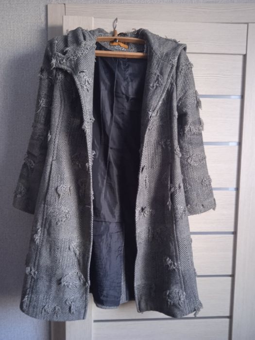 Продам пальто женское