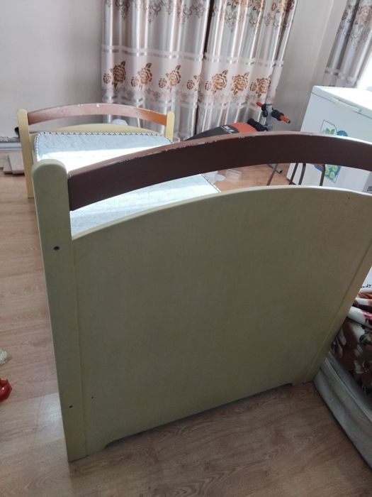 Кровать хорошем состоянии