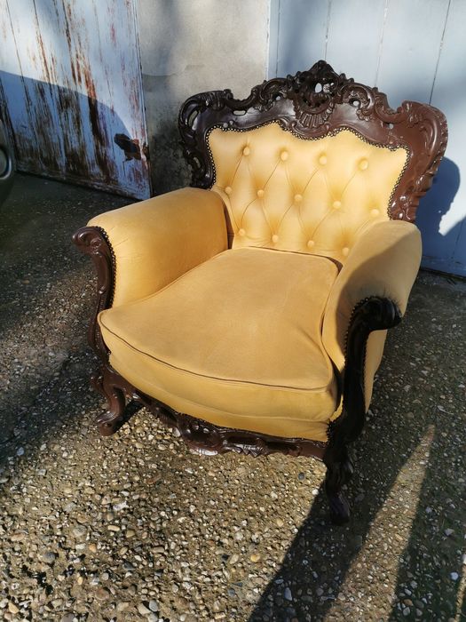 Обновяваме и ремонтираме всякакви видове мебели