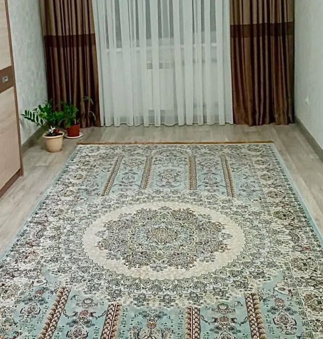 Продажа шелкового ковра