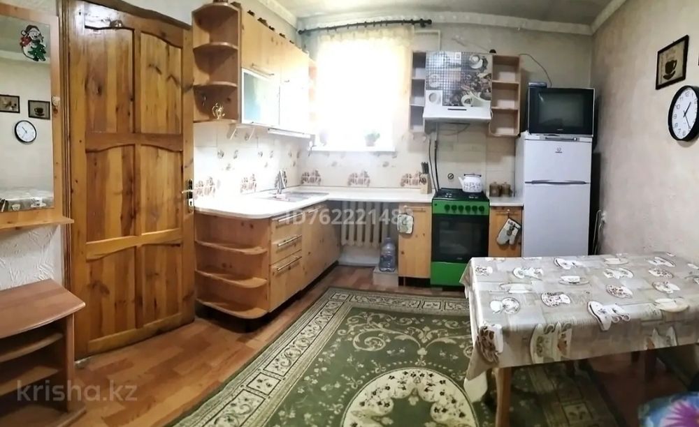 Продам два отдельных дома