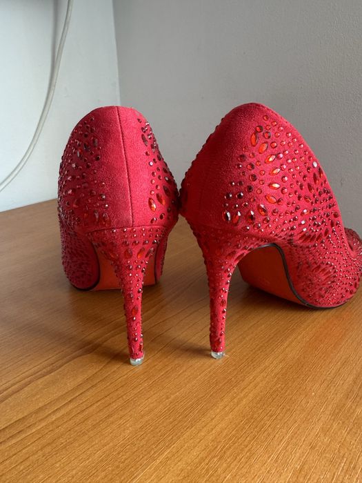 Pantofi Stiletto