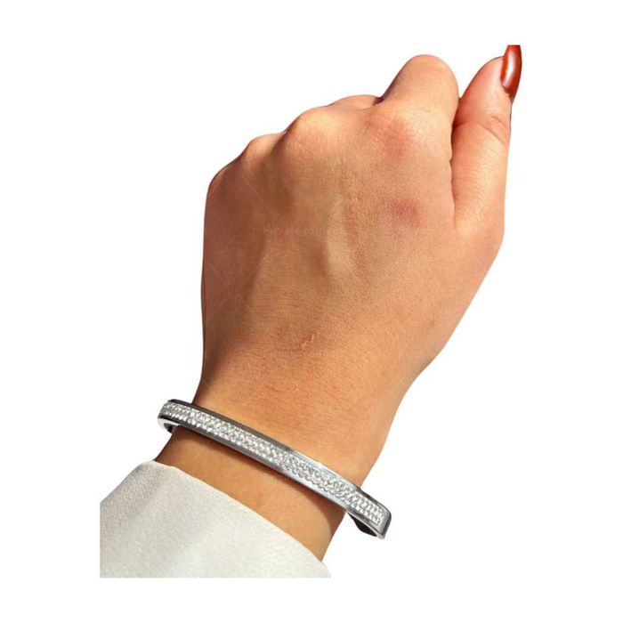 Дамска гривна - сребърно покритите.

Бижута от медицинска стомана.