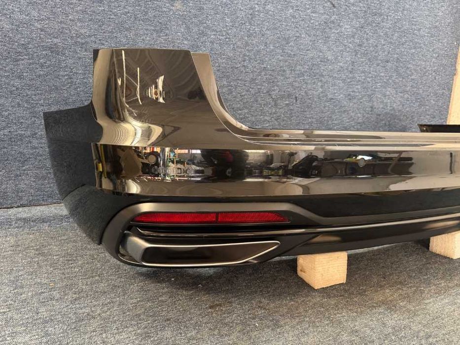 Audi A4 8W B9 Facelift Bara spate completă