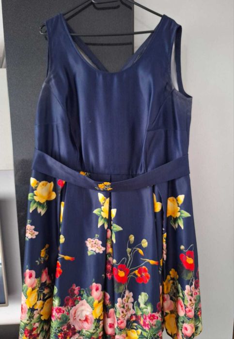 Rochie de zi din tafta