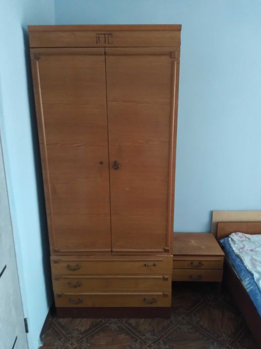 Спальный гарнитур