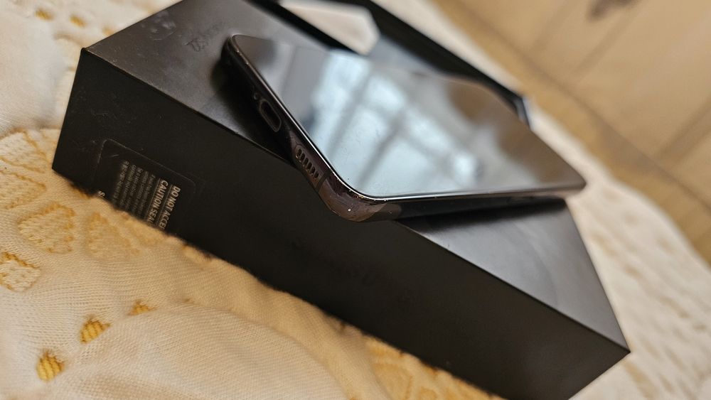 Samsung Galaxy S22 128/8 GB