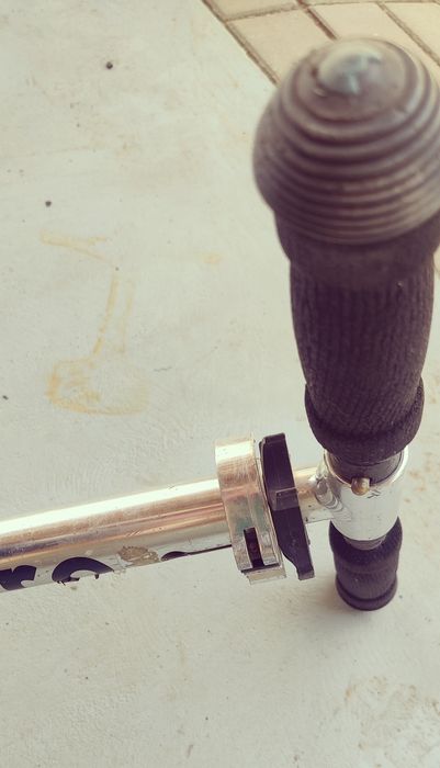 Trotineta ajustabila pliabilă