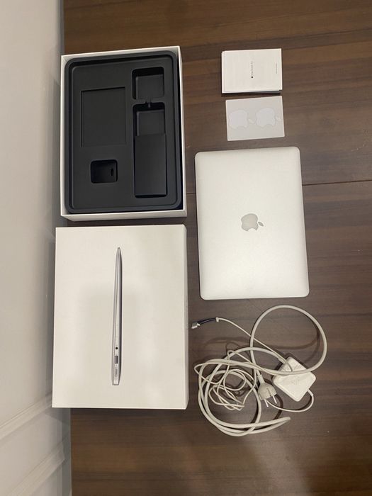 Macbook Air в хорошем состоянии