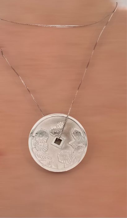 Серебряный комплект от Kenzo