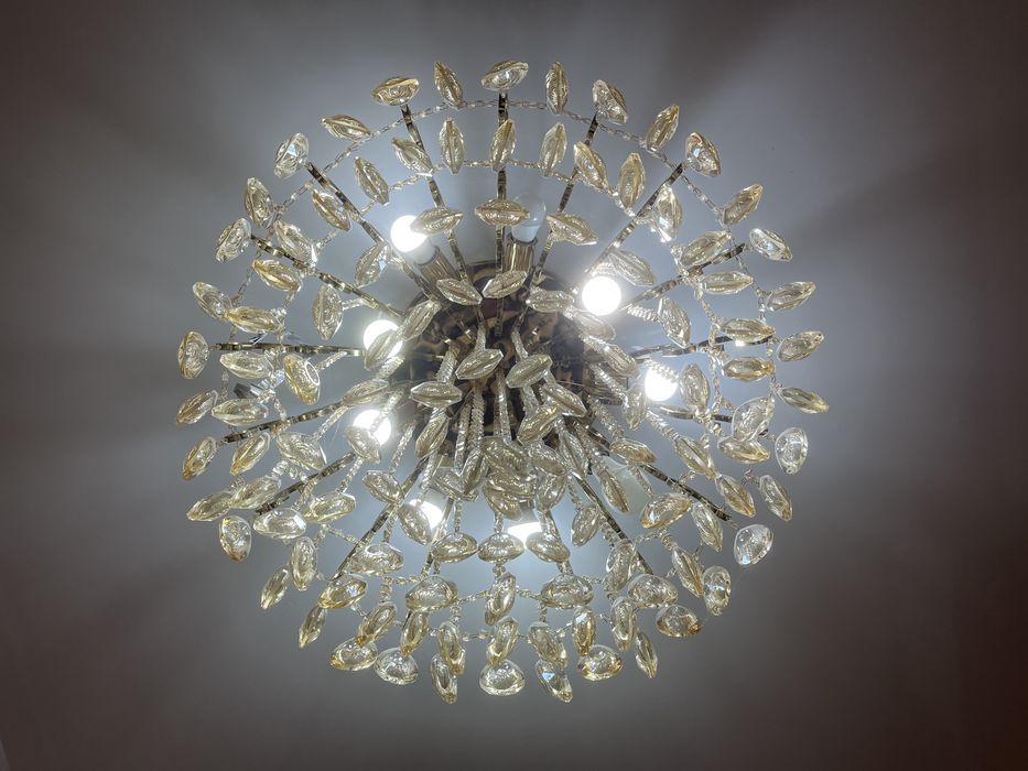 люстра б/у в хорошом состоянии