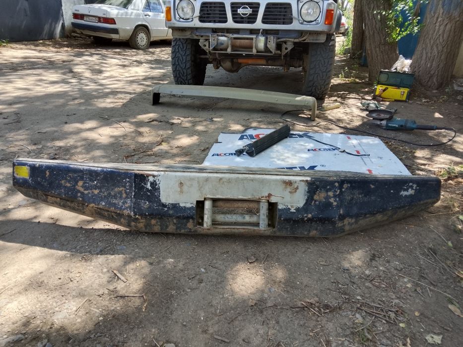 Бампер силовой Y60