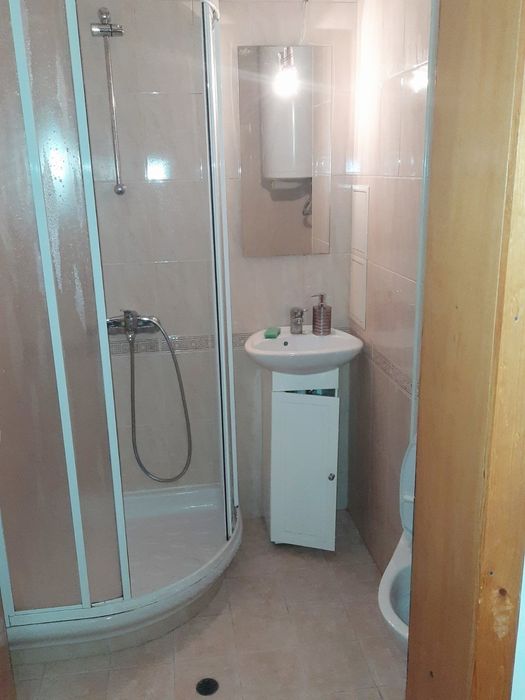 Уютен 2-стаен вътрешен апартамент със зелена гледка в Бели Брези