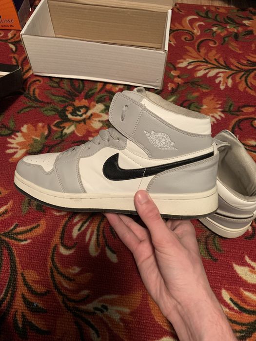 Продам кроссовки Nike Air Jordan High