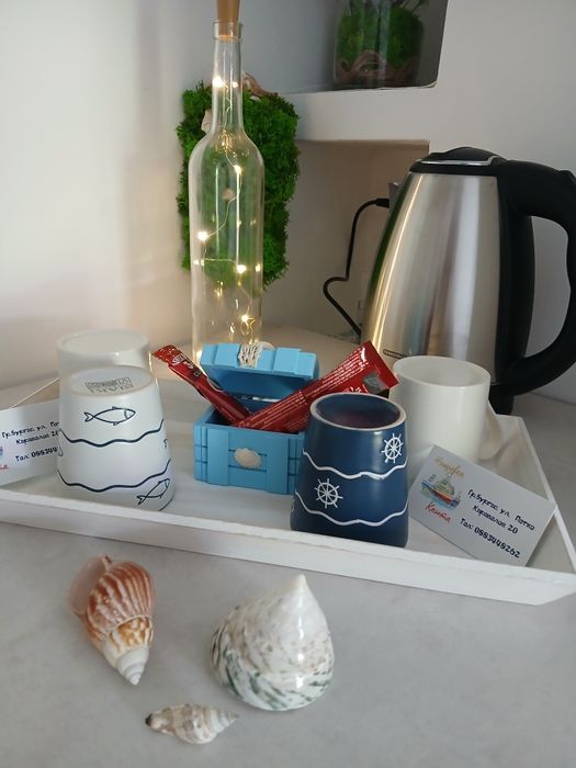 Морско Студио „Нощувка в Каюта“ - в Сърцето на Бургас!