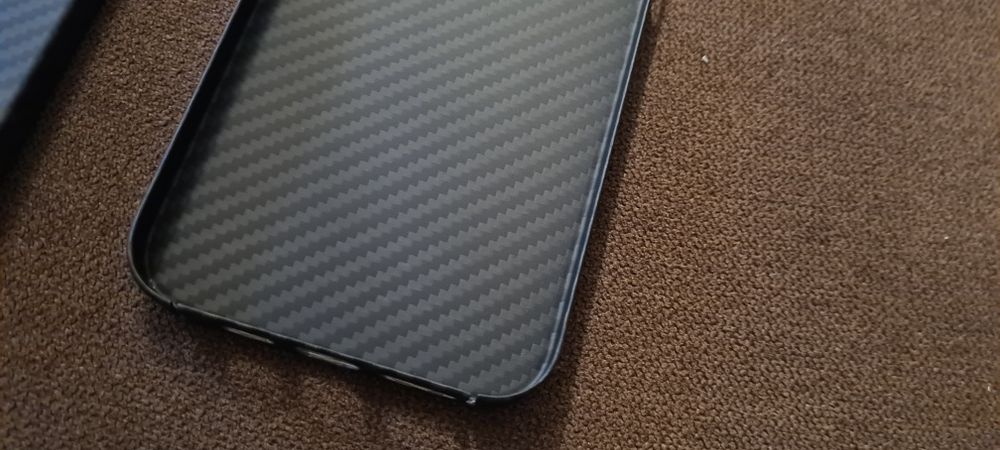 Husa din kevlar iPhone 11, 12, 13 Pro max, 14, 15 Pro, 16, 16 Pro, 17