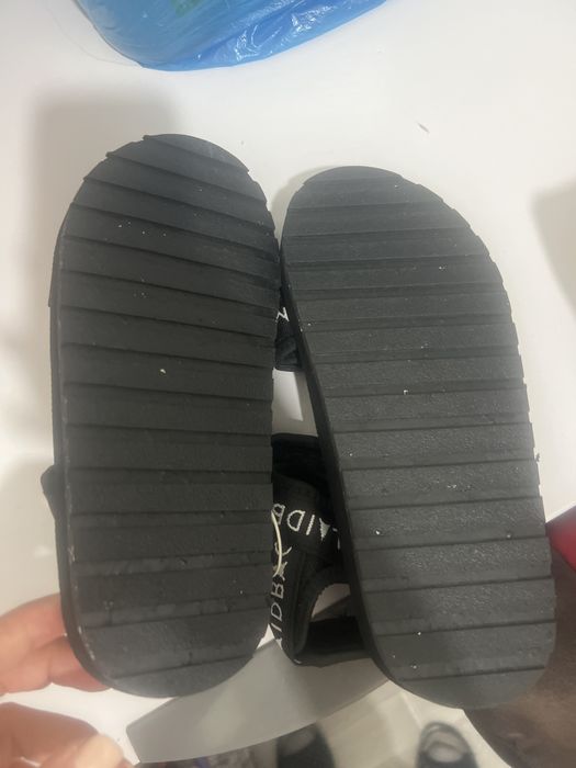 Сандали Zara новые