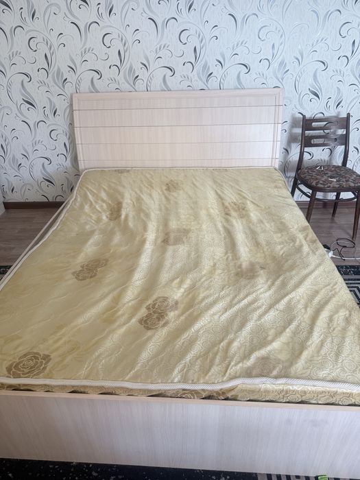 Кровать продам 160*200