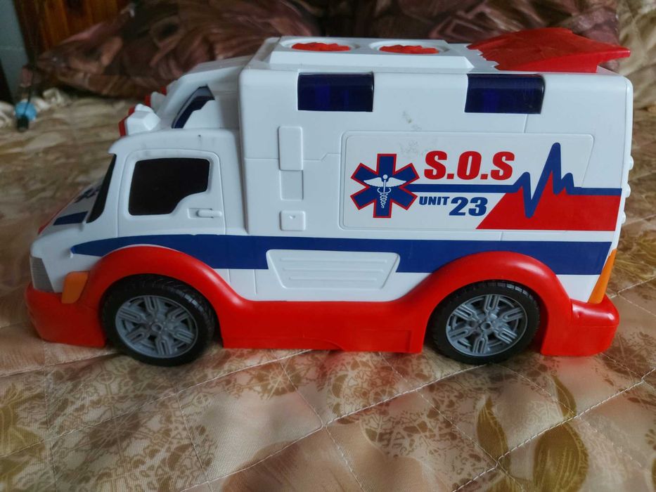 Детски камиончета и коли