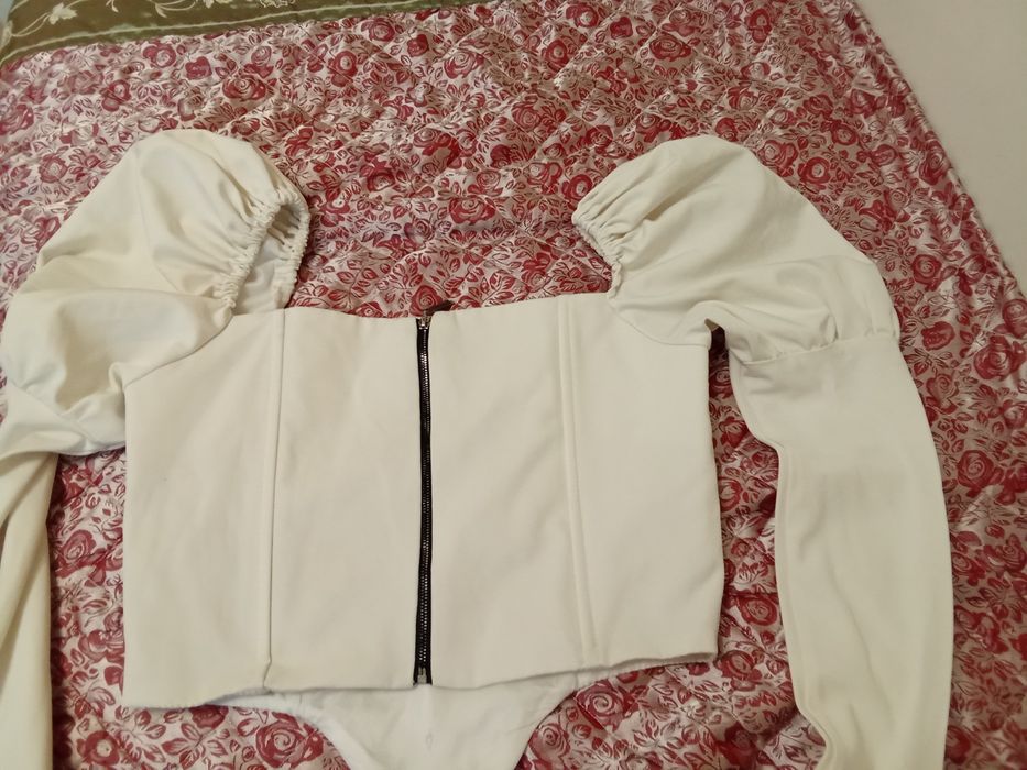 Продам блузку корсет