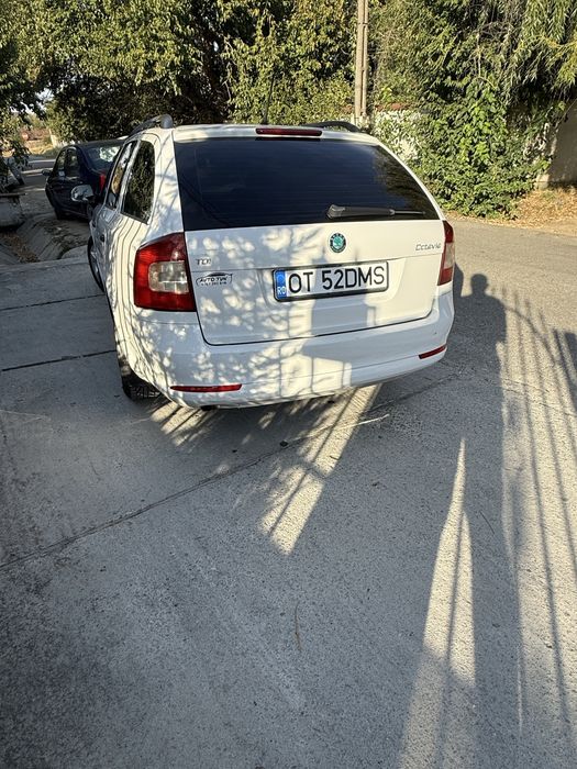 Vând skoda octavia!