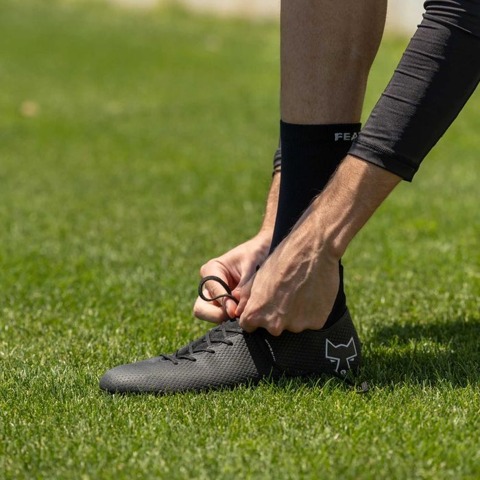 Футболни обувки/бутонки Fearless WOLF X BLACK FG/AG - 42,43,44,45,46