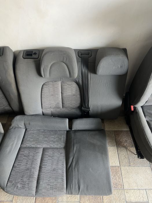 Седалки за пежо 407