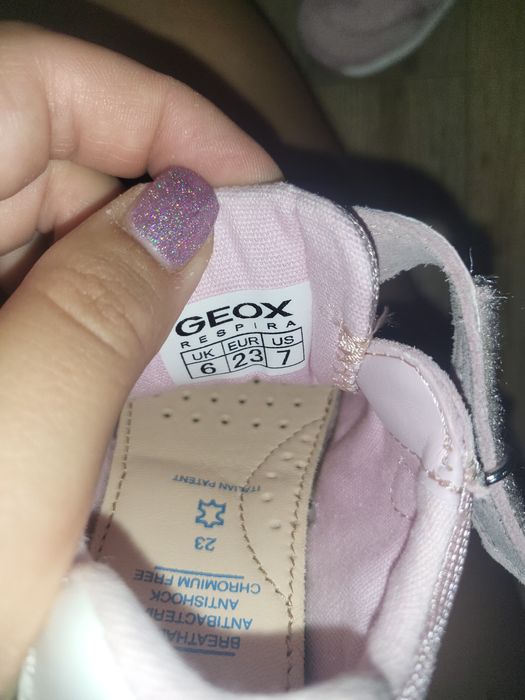 Adidasi Geox mărimea 23