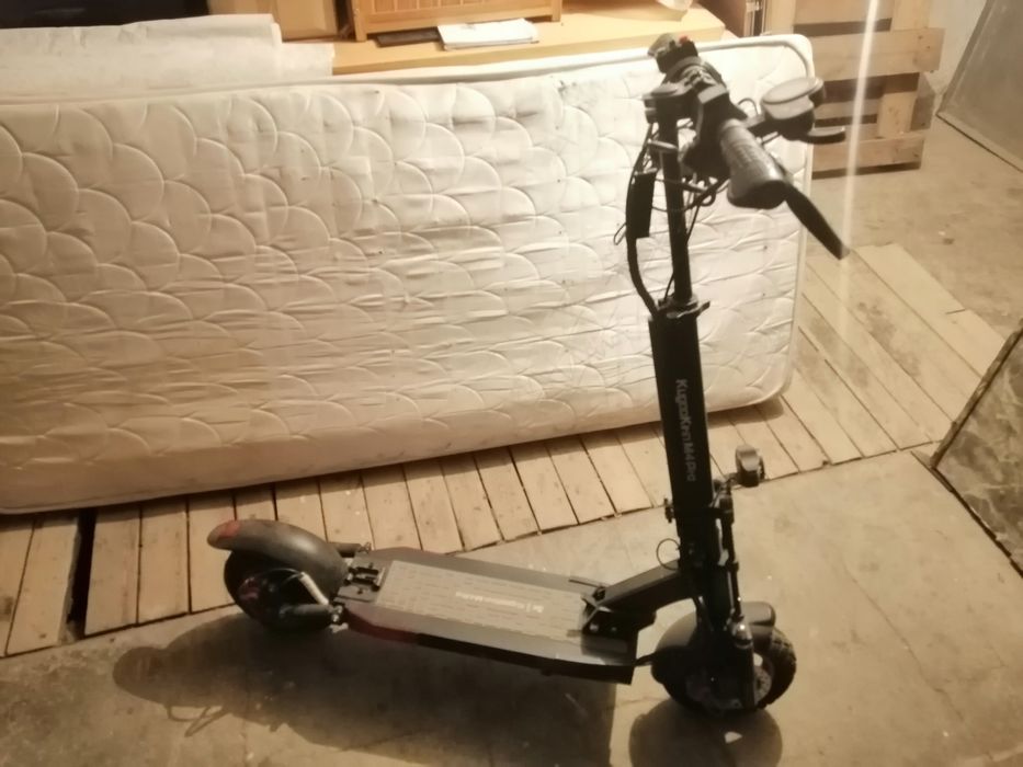 Продам Электросамокат Kugoo M4 Pro