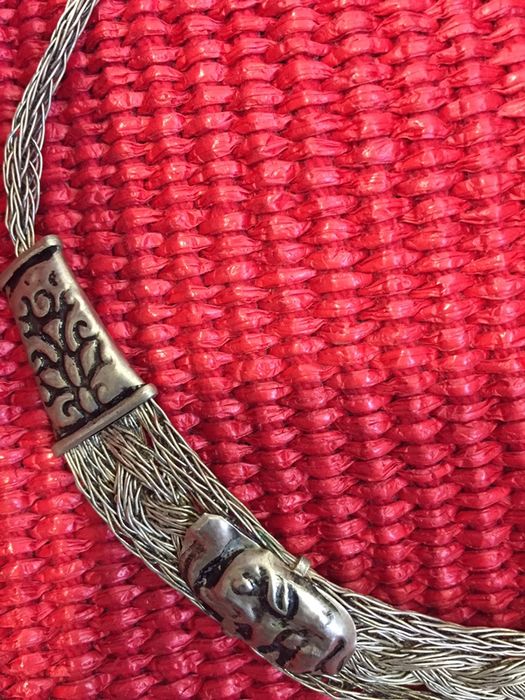 Дамско колие сребристо