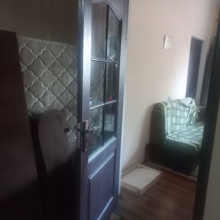 Uy ichi uchun mdf oynali eshiklar sotiladi