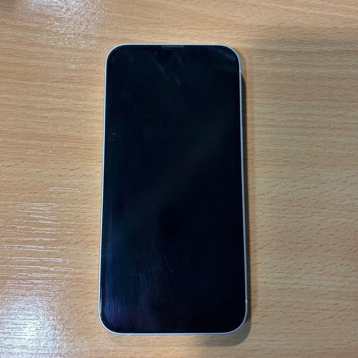 iPhone 13 128 ГБ, полностью исправен
