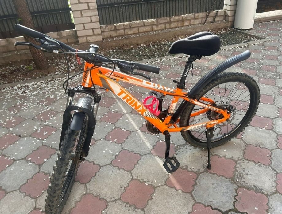 Продам фирменный велосипед подростковый Trinx