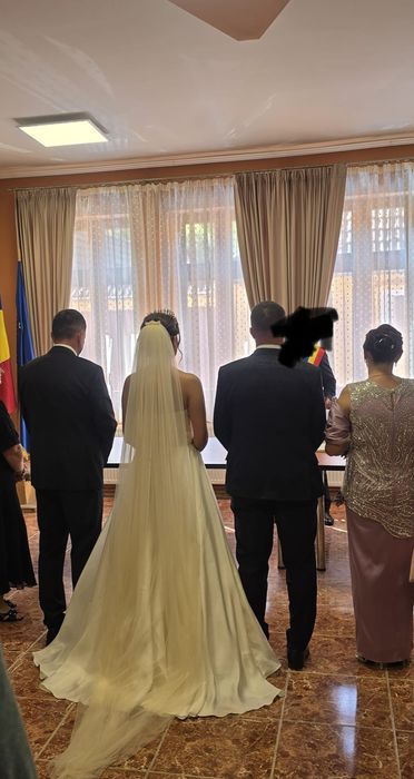 Rochie mireasa pe comanda